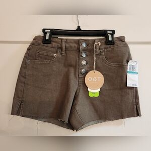 Oat New York High Rise cutoffs.  Size 24. Nwt